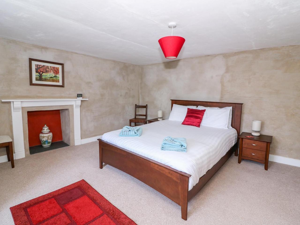 Villa Llwyncadfor Farm à Llangunllo Extérieur photo