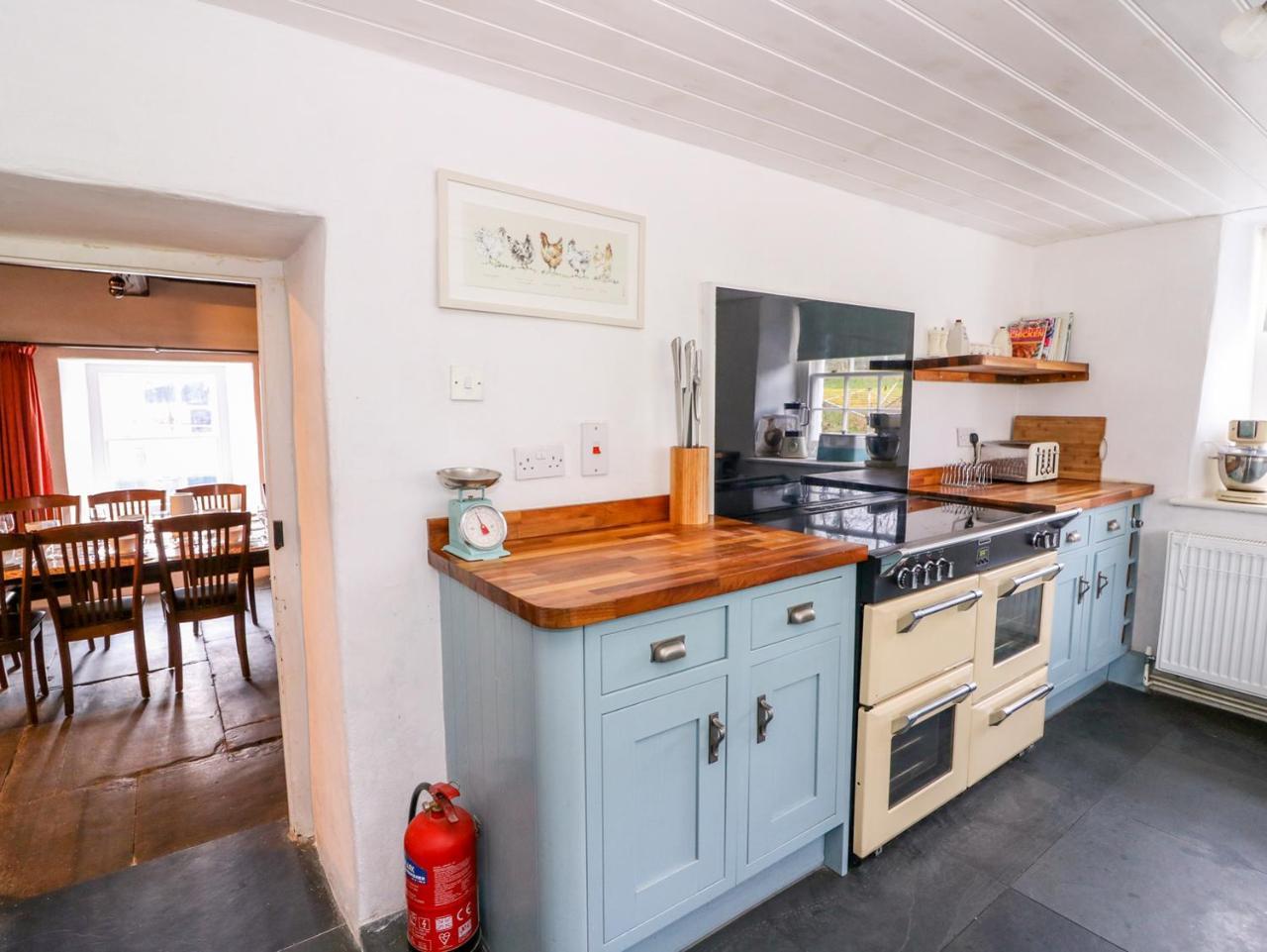 Villa Llwyncadfor Farm à Llangunllo Extérieur photo
