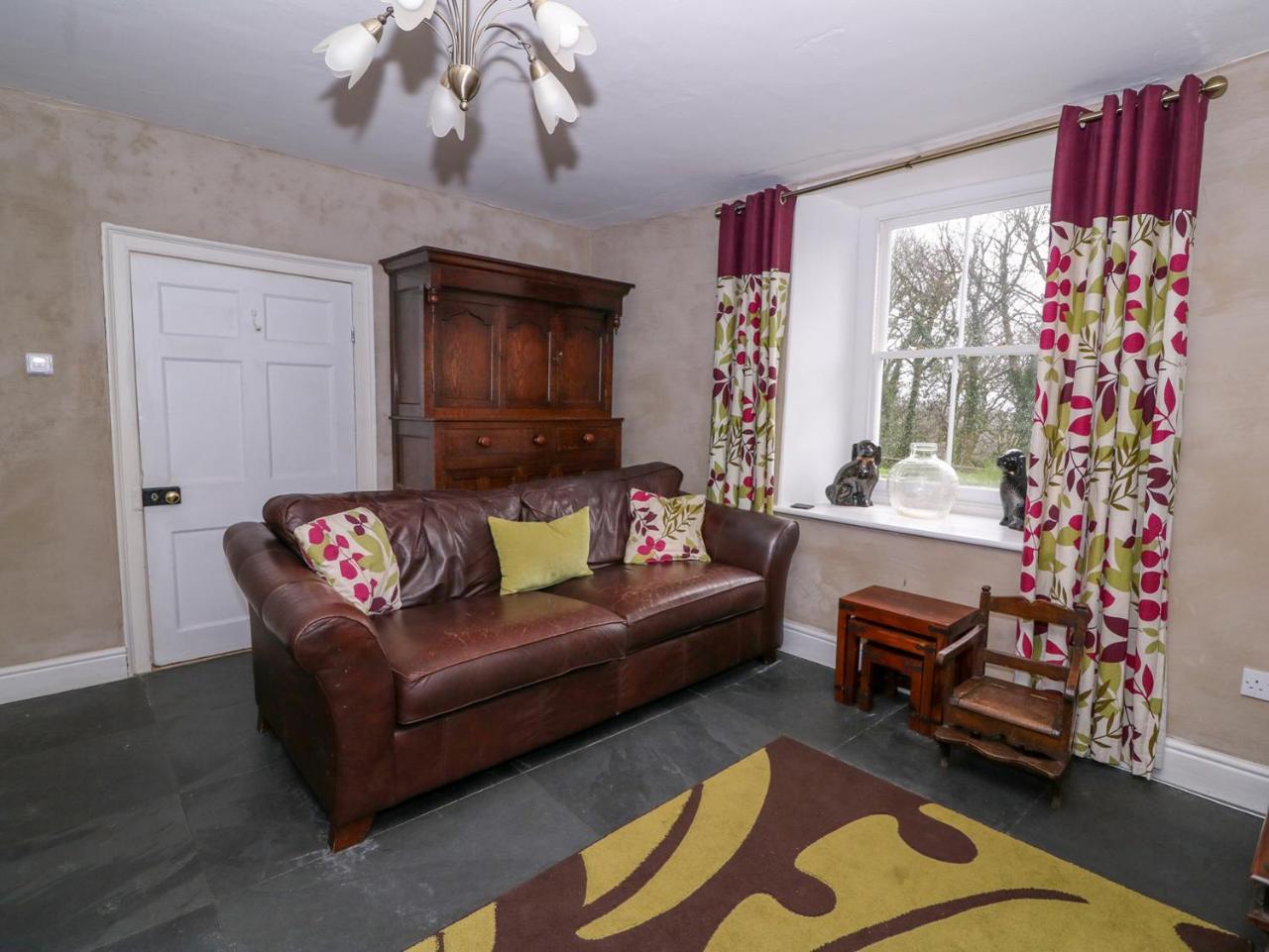 Villa Llwyncadfor Farm à Llangunllo Extérieur photo